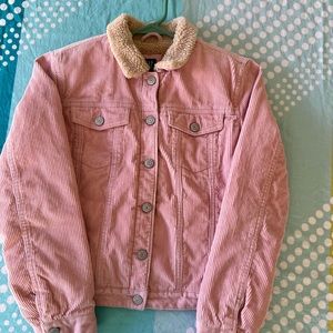 GAP DENIM girls jacket with Sherpa lining in excellent condition.